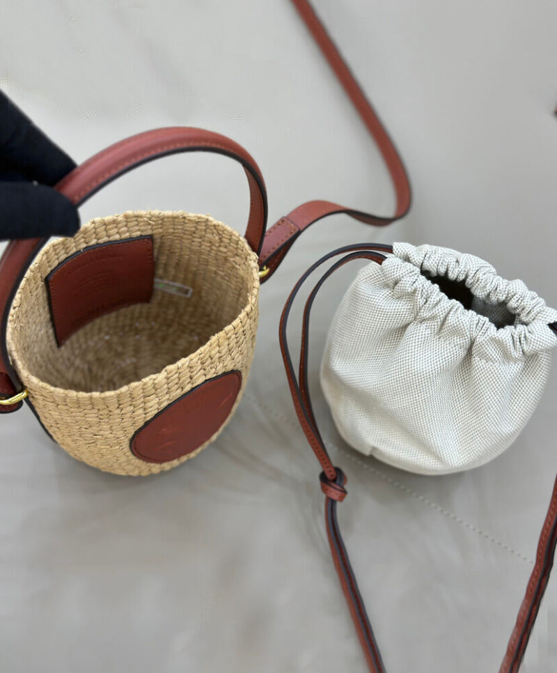 Chloe Small Horse Medal Basket In Natural Fibers